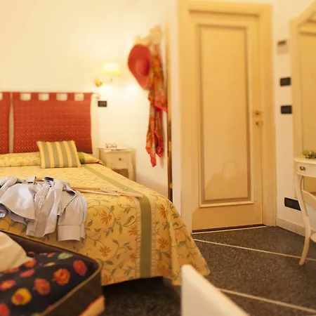 Hotel Astigiana&appartamenti Varazze