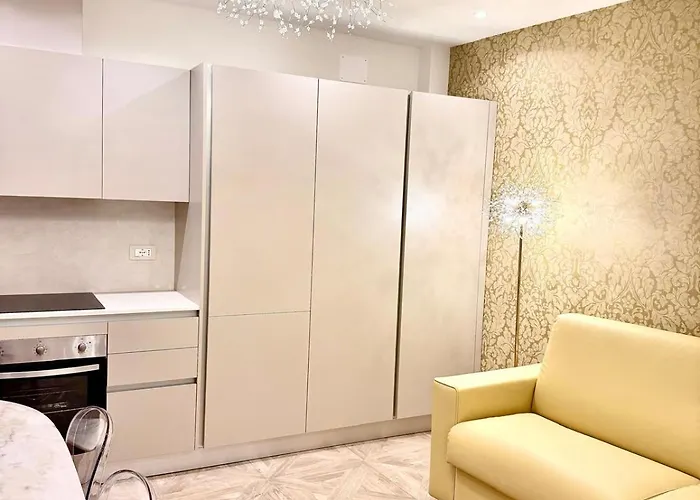 Отель Astigiana & 3*